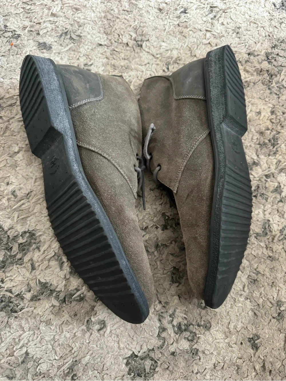 Bass suede chukka